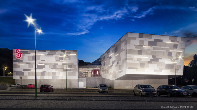 ARCHITECTURE-CINEMA-LES_ARTS-GILBERT-LONG-NUIT-1